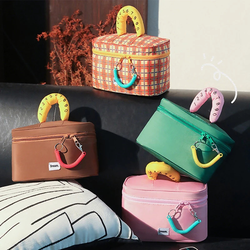 Tas Kosmetik Genggam Digital B - Travel Accessories Electronics ulasan dan harga