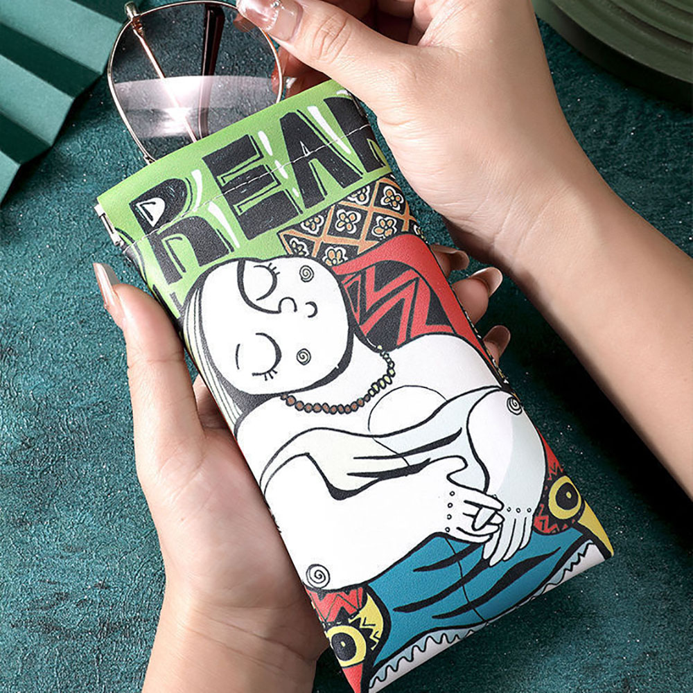 Kotak Kacamata Kartun Kulit PU - Travel Accessories Pouch For Men ulasan dan harga